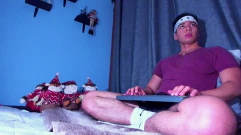 Snapshot of stefann_salvatore chatting on January 5, 2025, 1:13 am Stefann Salvatore online show from January 5, 2025, 1:13 am