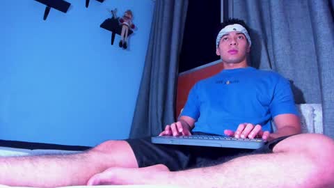 Snapshot of stefann_salvatore chatting on January 19, 2025, 1:10 am Stefann Salvatore online show from January 19, 2025, 1:10 am
