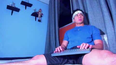 Snapshot of stefann_salvatore chatting on January 19, 2025, 7:15 am Stefann Salvatore online show from January 19, 2025, 7:15 am