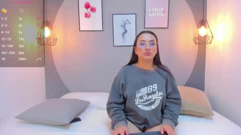 Stefanny online show from September 12, 2025, 3:56 pm