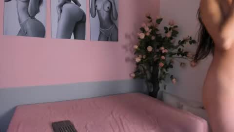 Snapshot of stefany_gonzales_ chatting on November 23, 2025, 12:38 pm Stefany online show from November 23, 2025, 12:38 pm