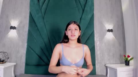 Snapshot of stefany_gonzales_ chatting on December 22, 2025, 11:29 am Stefany online show from December 22, 2025, 11:29 am