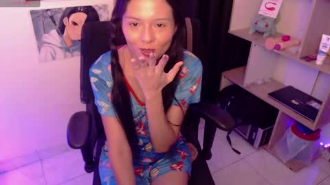 stefany lovers online show from March 12, 2025, 6:11 pm