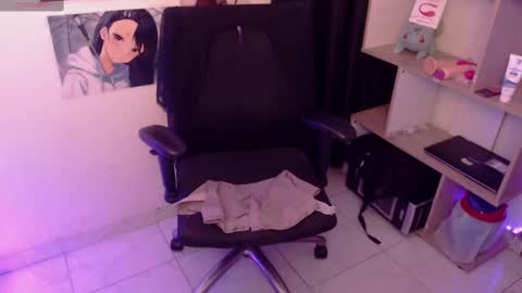 stefany lovers online show from March 12, 2025, 9:13 pm