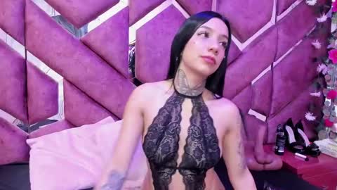stefanysweett online show from May 10, 2026, 4:17 am