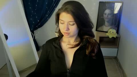 Steffi online show from May 15, 2026, 12:56 pm