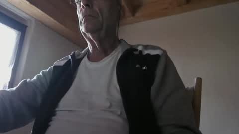 stefi444466 online show from April 26, 2026, 5:38 am