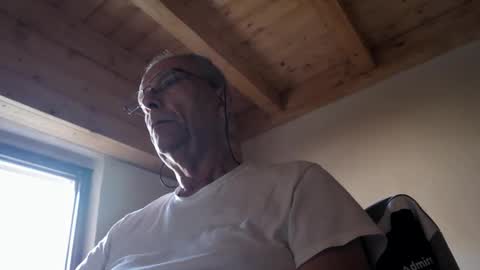 stefi444466 online show from May 24, 2026, 5:12 am