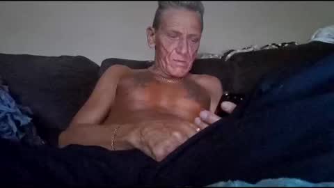 stefy1037 online show from May 18, 2026, 4:18 am
