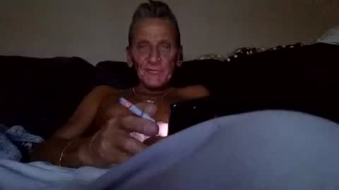 stefy1037 online show from June 20, 2026, 4:48 am