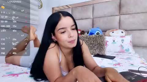 Stefany online show from June 24, 2026, 12:53 am