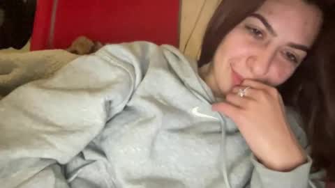 Snapshot of stefy_glow chatting on March 9, 2025, 7:15 pm stefy_glow online show from March 9, 2025, 7:15 pm