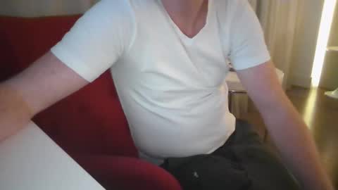 steiferpimmel online show from February 19, 2026, 6:04 pm