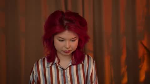 Stella online show from November 15, 2025, 3:37 am