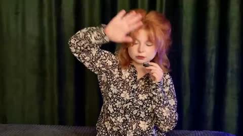 Snapshot of stela_vanila chatting on May 12, 2026, 10:07 pm Stella online show from May 12, 2026, 10:07 pm