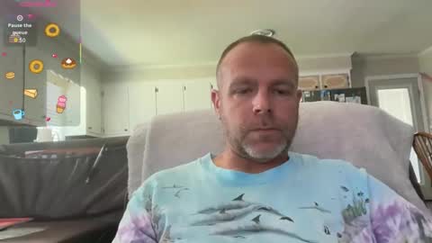 Stella and Mojo online show from March 28, 2026, 8:30 pm