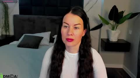 Snapshot of stella_leonn chatting on October 5, 2025, 1:04 am stella online show from October 5, 2025, 1:04 am