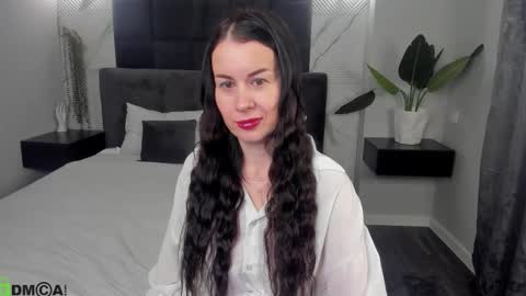 Snapshot of stella_leonn chatting on October 19, 2025, 1:06 am stella online show from October 19, 2025, 1:06 am