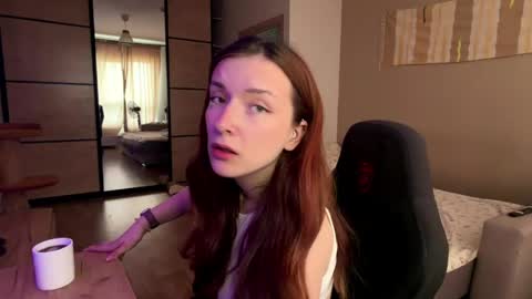 Stella online show from June 7, 2026, 5:33 am