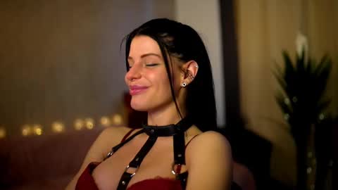 Snapshot of stella_shock chatting on March 3, 2025, 1:09 pm Stella online show from March 3, 2025, 1:09 pm