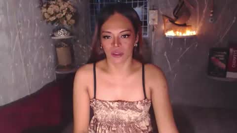 Snapshot of stellabronze chatting on October 16, 2025, 10:11 pm stella online show from October 16, 2025, 10:11 pm