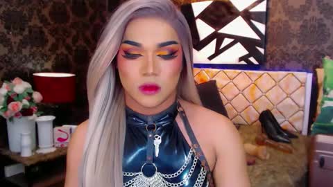 Snapshot of stellagrayts chatting on January 1, 2025, 10:43 am CALL ME STELLA online show from January 1, 2025, 10:43 am