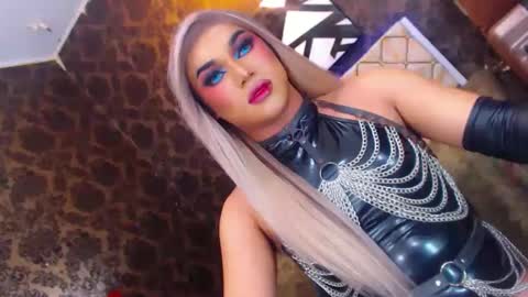 Snapshot of stellagrayts chatting on February 14, 2025, 1:18 pm CALL ME STELLA online show from February 14, 2025, 1:18 pm