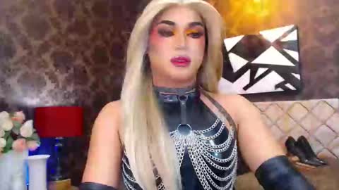Snapshot of stellagrayts chatting on February 22, 2025, 10:07 am CALL ME STELLA online show from February 22, 2025, 10:07 am