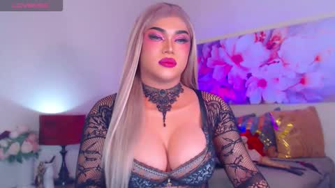 Snapshot of stellagrayts chatting on October 1, 2025, 6:14 pm CALL ME STELLA online show from October 1, 2025, 6:14 pm