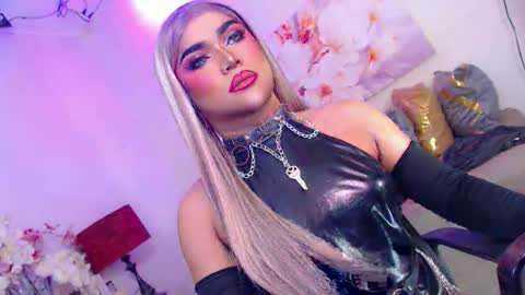 CALL ME STELLA online show from April 27, 2026, 7:39 am