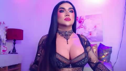 CALL ME STELLA online show from May 3, 2026, 5:57 am