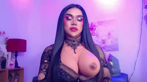 CALL ME STELLA online show from May 7, 2026, 7:36 am