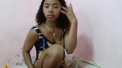 stellah2555 online show from November 25, 2025, 9:48 pm