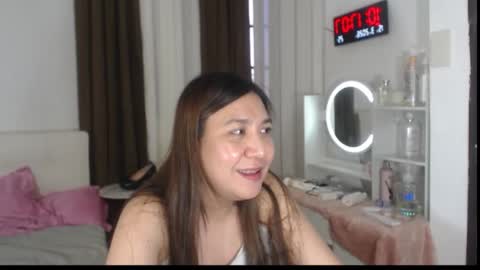 Stella online show from March 15, 2026, 2:17 am