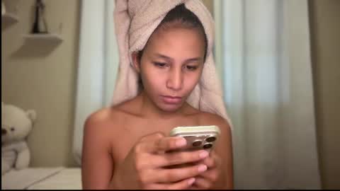 GODDESS STELLA online show from June 18, 2026, 5:08 am