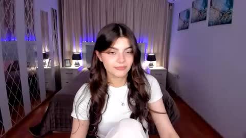 StellaRainbow online show from June 8, 2026, 10:37 am