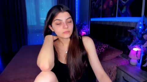 StellaRainbow online show from June 13, 2026, 4:43 am