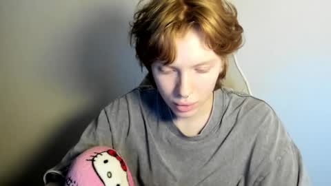 S T E L L A online show from December 22, 2025, 1:19 pm