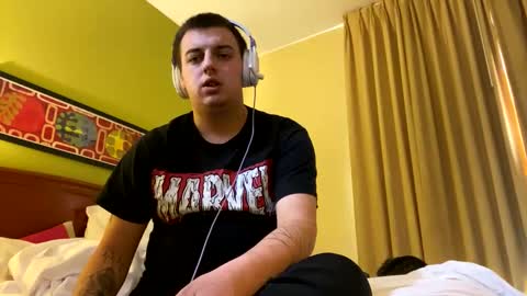 Honestly Im a slut I have a high sex drive and I love talking to people off this platform  online show from February 22, 2025, 9:26 pm