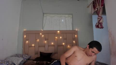 Snapshot of stepcouple__ chatting on January 23, 2025, 7:07 pm Stepcouple   online show from January 23, 2025, 7:07 pm