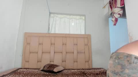 Snapshot of stepcouple__ chatting on January 26, 2025, 9:07 pm Stepcouple   online show from January 26, 2025, 9:07 pm