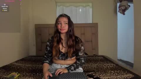 Snapshot of stepcouple__ chatting on February 11, 2025, 11:22 pm Stepcouple   online show from February 11, 2025, 11:22 pm