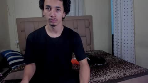 Snapshot of stepcouple__ chatting on October 21, 2025, 12:00 am Stepcouple   online show from October 21, 2025, 12:00 am