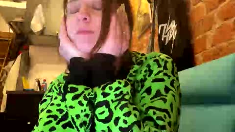Emma online show from January 6, 2025, 10:58 pm