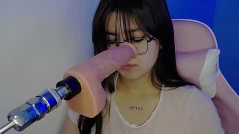 Snapshot of stepha_sweet chatting on February 17, 2025, 3:58 am Emma online show from February 17, 2025, 3:58 am