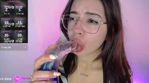 Snapshot of stepha_sweet chatting on September 27, 2025, 1:43 am Emma online show from September 27, 2025, 1:43 am