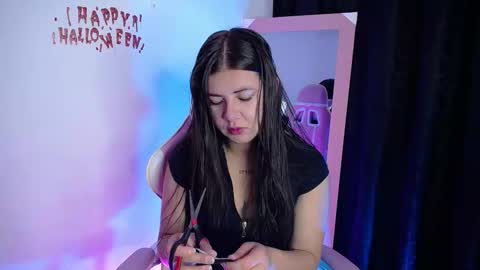 Snapshot of stepha_sweet chatting on October 26, 2025, 5:24 am Emma online show from October 26, 2025, 5:24 am