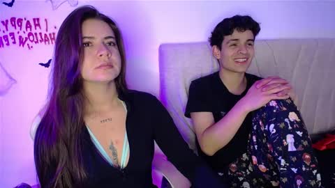 Snapshot of stepha_sweet chatting on October 30, 2025, 10:43 pm Emma online show from October 30, 2025, 10:43 pm