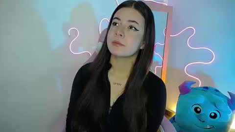 Snapshot of stepha_sweet chatting on January 8, 2026, 3:53 am Emma online show from January 8, 2026, 3:53 am