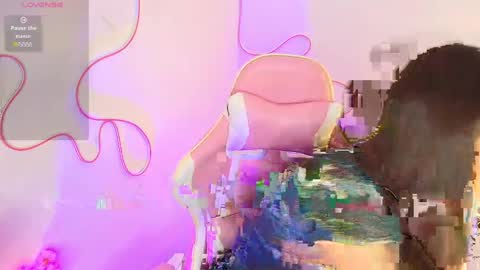 Snapshot of stepha_sweet chatting on April 13, 2026, 3:34 am Emma online show from April 13, 2026, 3:34 am